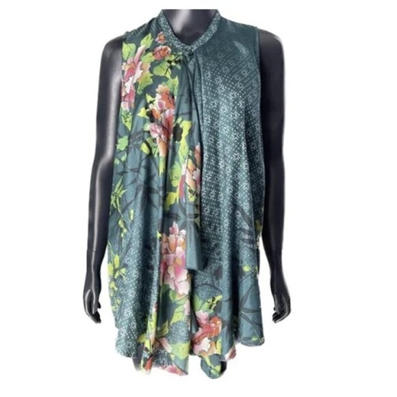 Johnny Was Zen Drapey Sleeveless Silk Floral Blouse - Picture 11 of 11